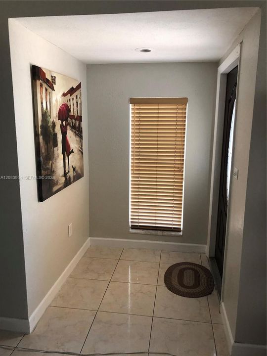 For Rent: $3,000 (3 beds, 2 baths, 1667 Square Feet)