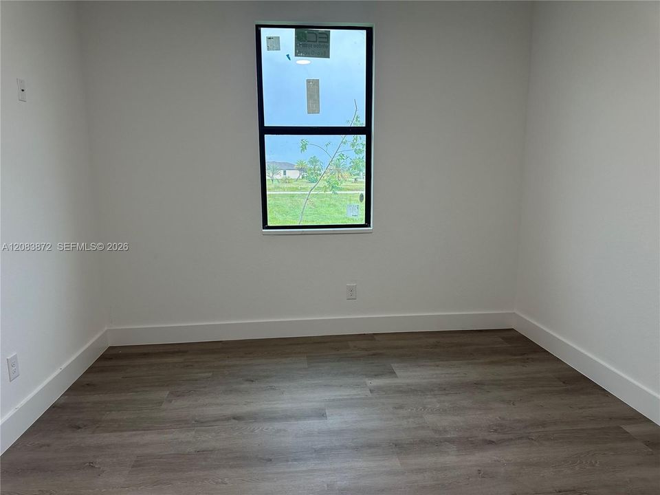 For Sale: $459,000 (3 beds, 2 baths, 1850 Square Feet)