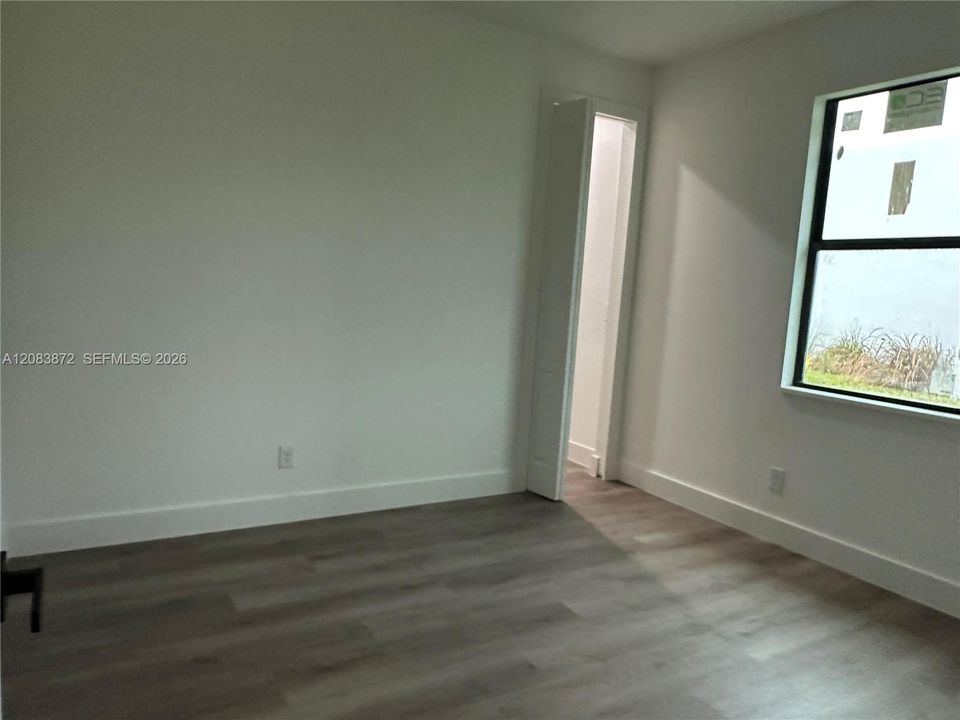 For Sale: $459,000 (3 beds, 2 baths, 1850 Square Feet)