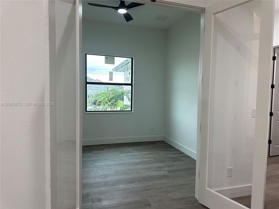 For Sale: $459,000 (3 beds, 2 baths, 1850 Square Feet)