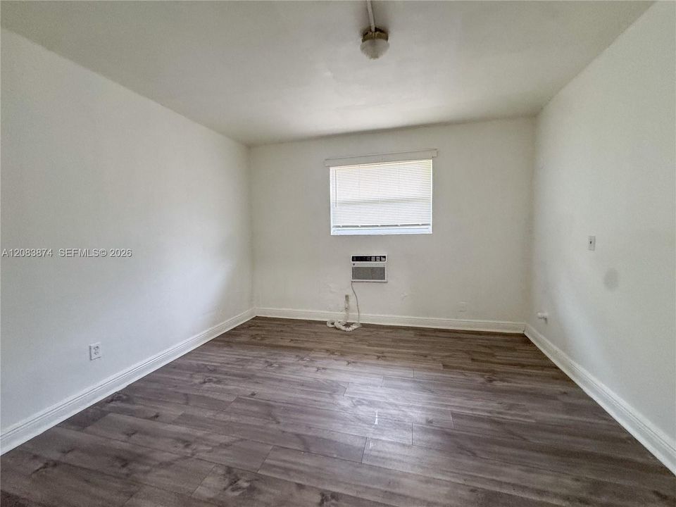 For Rent: $3,500 (9 beds, 3 baths, 3187 Square Feet)