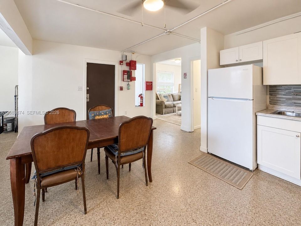 For Rent: $3,500 (9 beds, 3 baths, 3187 Square Feet)