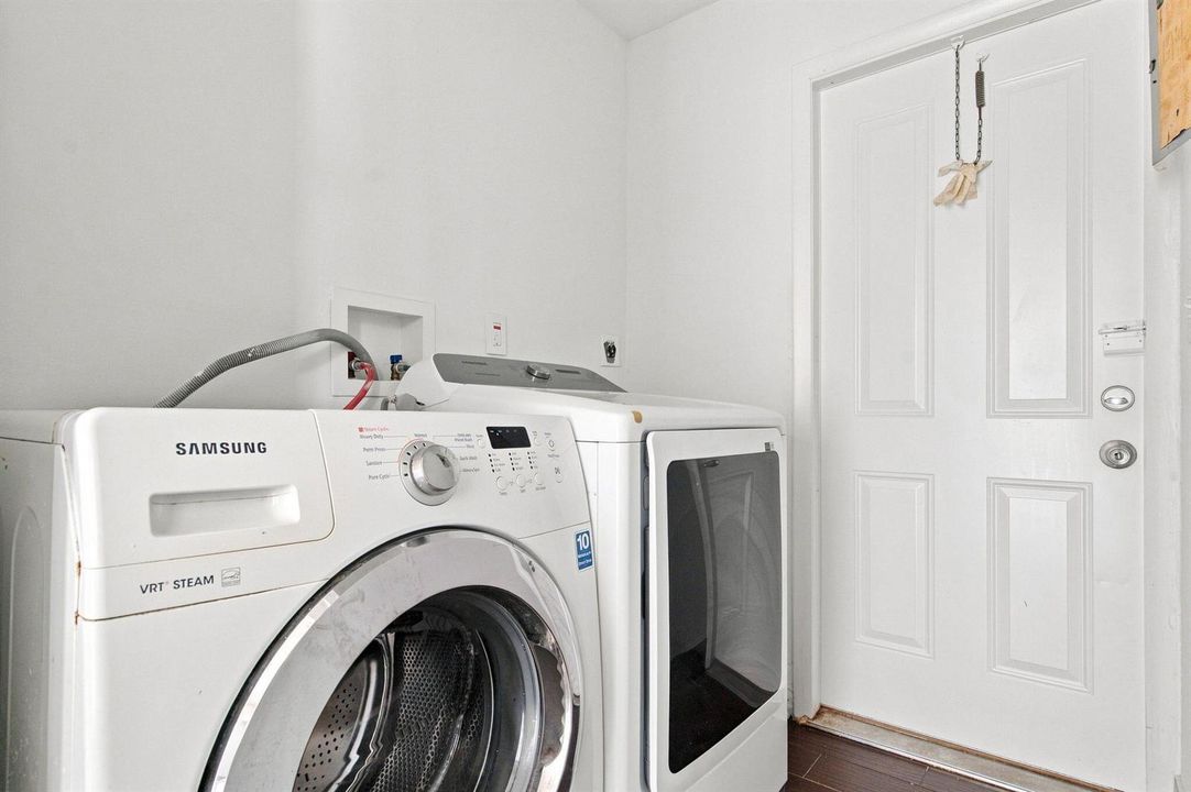 11-web-or-mls-399-sw-14th-st