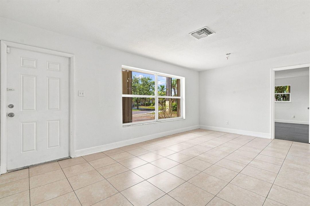 3-web-or-mls-399-sw-14th-st