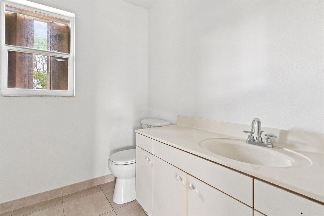 18-web-or-mls-399-sw-14th-st