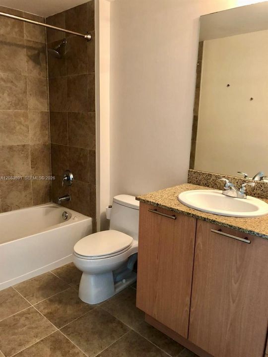 For Rent: $3,700 (2 beds, 2 baths, 1024 Square Feet)