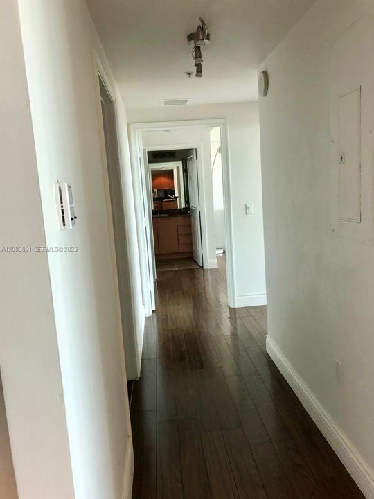 For Rent: $3,700 (2 beds, 2 baths, 1024 Square Feet)