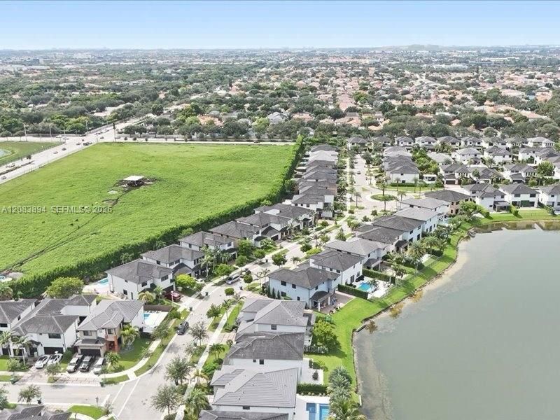 На продажу: $1,296,000 (4 спален, 3 ванн, 2847 Квадратных фут)