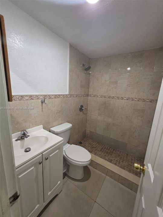 Active With Contract: $2,190 (3 beds, 2 baths, 1020 Square Feet)