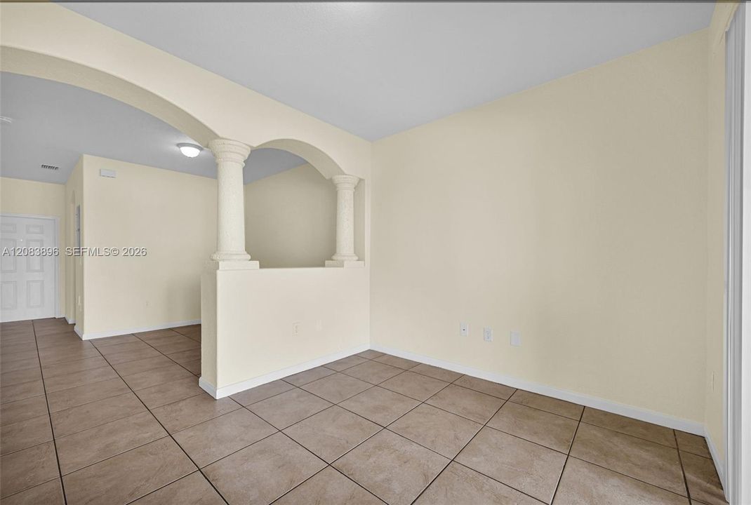 For Sale: $255,000 (3 beds, 2 baths, 1302 Square Feet)