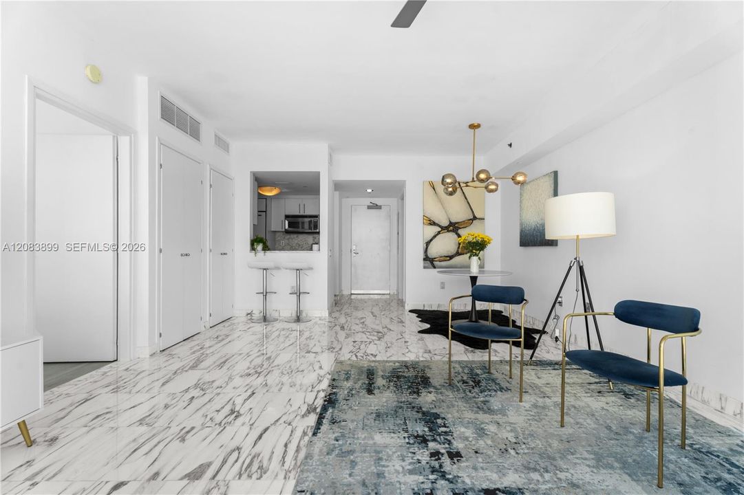 For Sale: $995,000 (1 beds, 1 baths, 851 Square Feet)