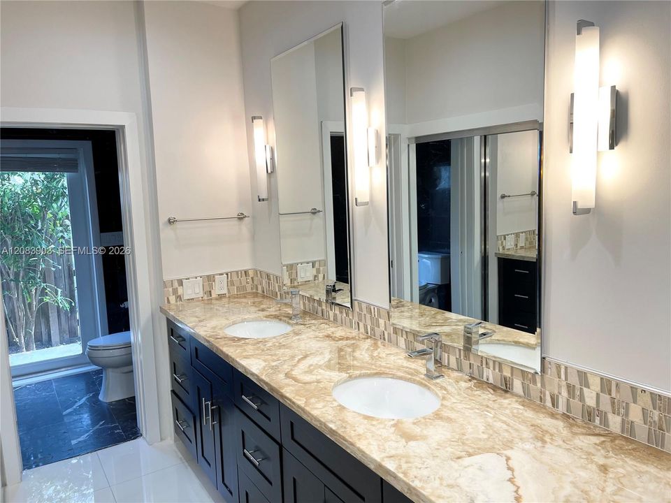 For Rent: $13,750 (3 beds, 4 baths, 2873 Square Feet)
