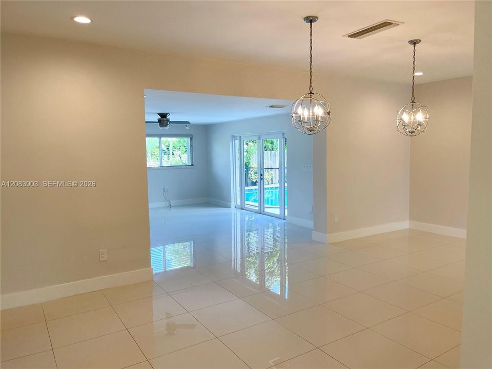 For Rent: $13,750 (3 beds, 4 baths, 2873 Square Feet)