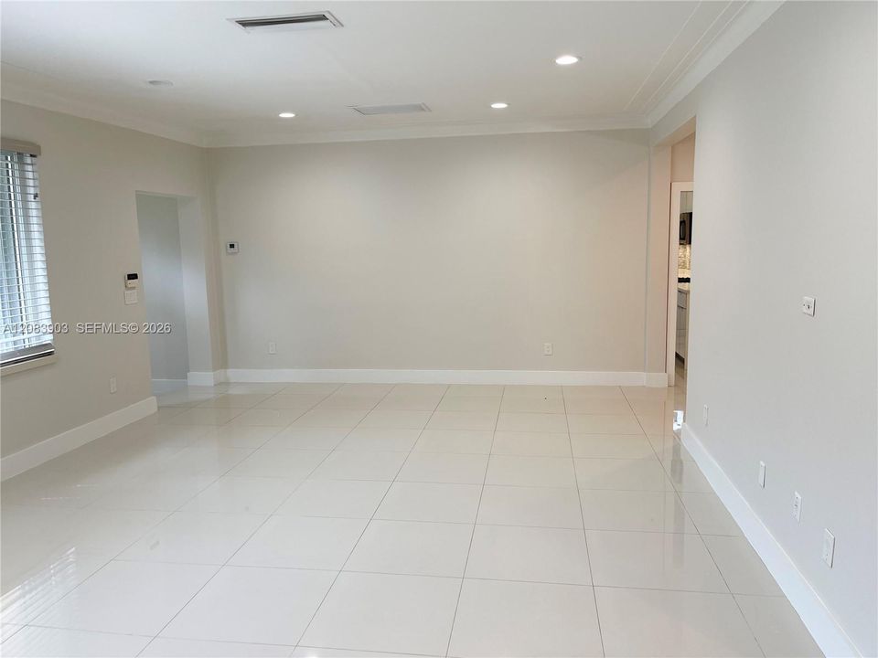 For Rent: $13,750 (3 beds, 4 baths, 2873 Square Feet)