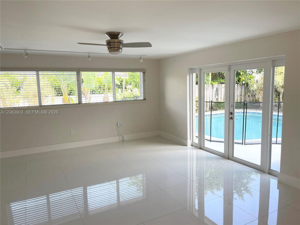 For Rent: $13,750 (3 beds, 4 baths, 2873 Square Feet)