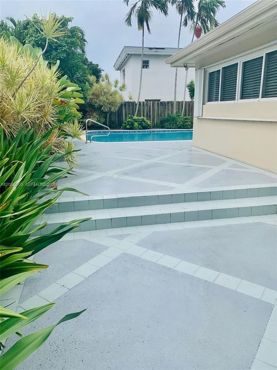 For Rent: $13,750 (3 beds, 4 baths, 2873 Square Feet)