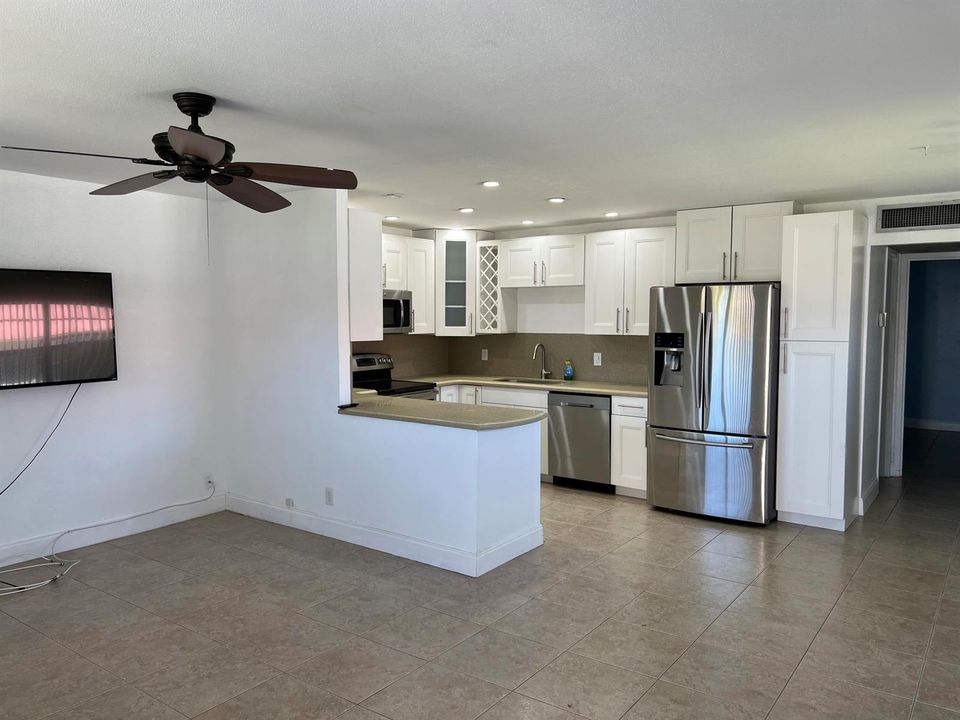 LIVING ROOM TO KITCHEN