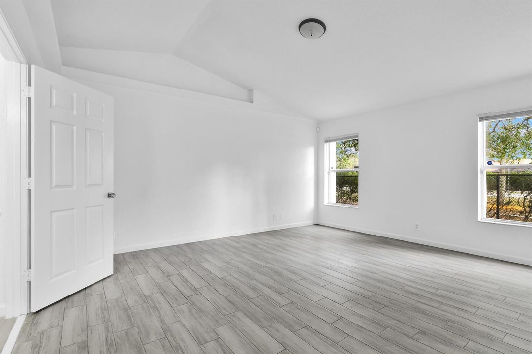 13900 Folkestone Cir, Wellington -20