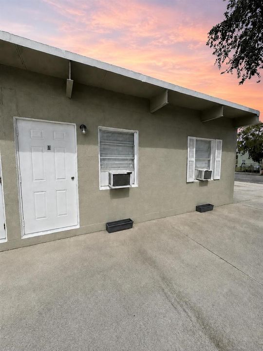 620 apt 1 - front door