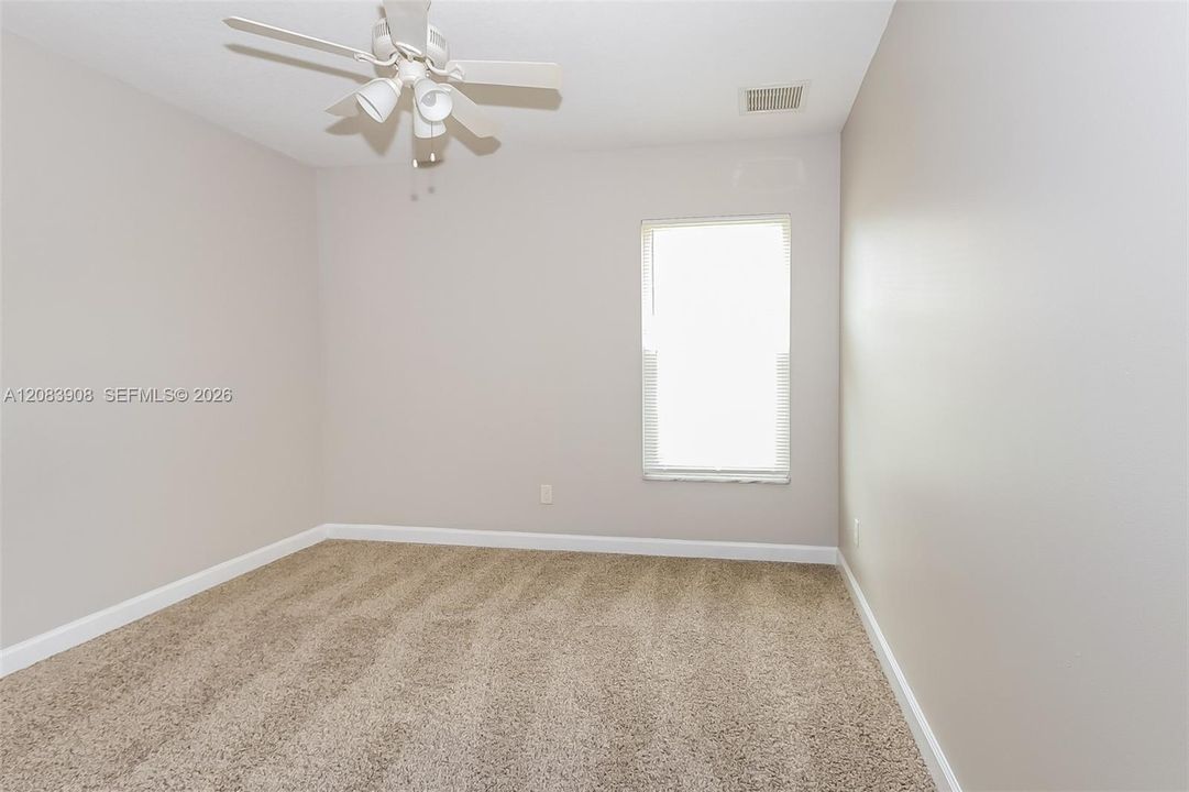 For Rent: $2,590 (4 beds, 2 baths, 2106 Square Feet)