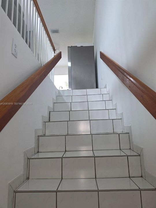 En Venta: $339,900 (2 camas, 2 baños, 870 Pies cuadrados)