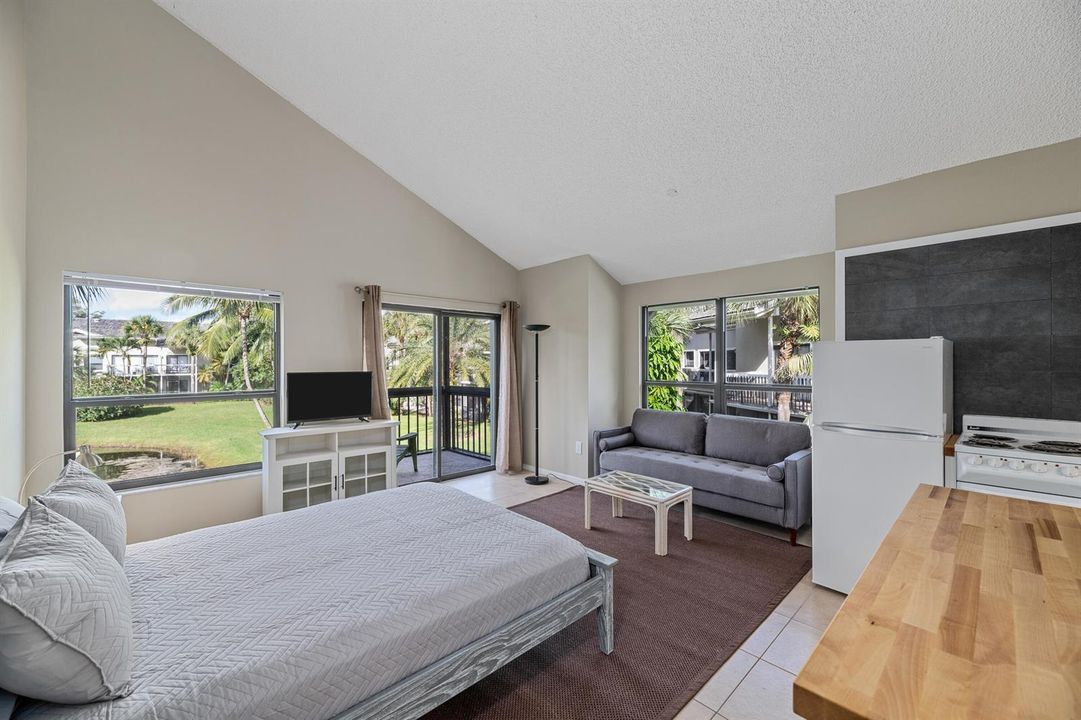 Wimbledon #511 great room 2