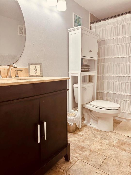 2ND BATHROOM