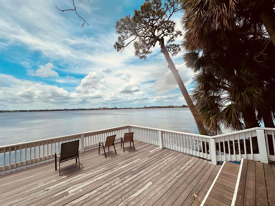DOCK RIVER