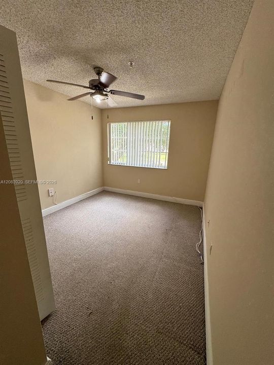 En Venta: $280,000 (2 camas, 2 baños, 1100 Pies cuadrados)