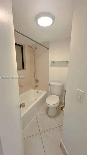 For Rent: $2,550 (2 beds, 2 baths, 1090 Square Feet)