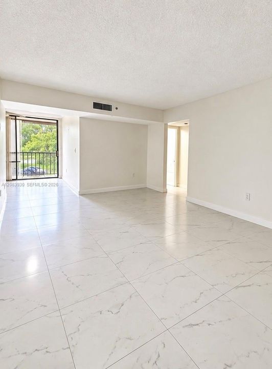 En Renta: $2,700 (3 camas, 2 baños, 1040 Pies cuadrados)