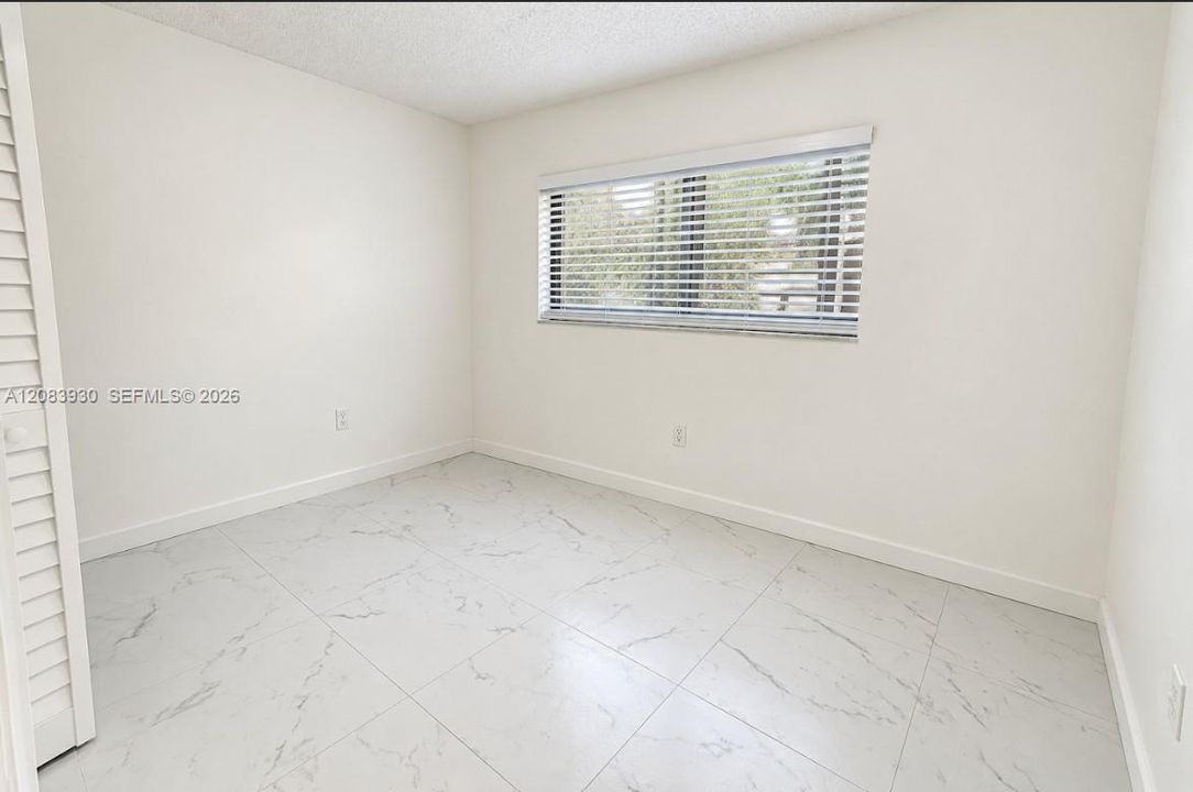 En Renta: $2,700 (3 camas, 2 baños, 1040 Pies cuadrados)