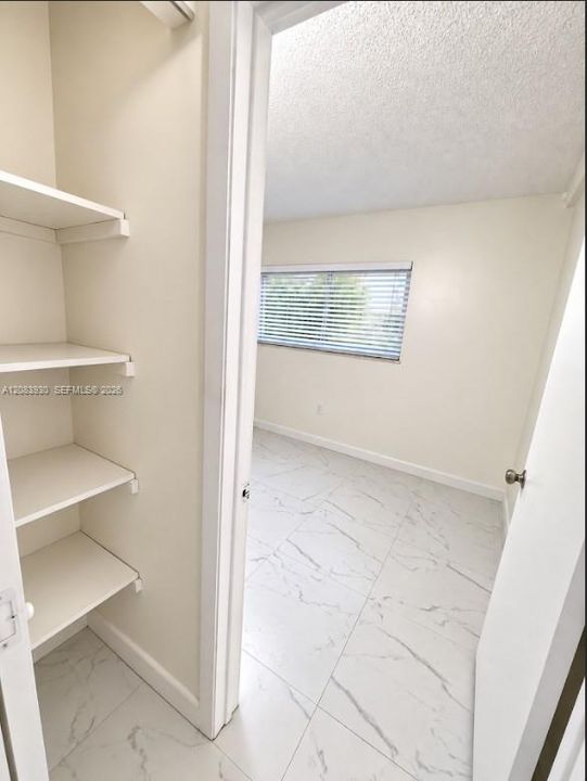 En Renta: $2,700 (3 camas, 2 baños, 1040 Pies cuadrados)