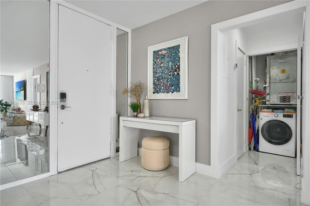 En Venta: $499,000 (2 camas, 2 baños, 1042 Pies cuadrados)