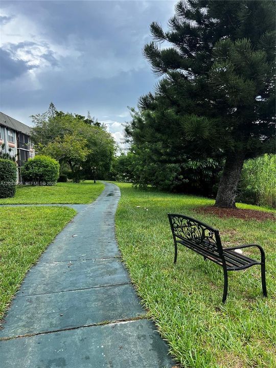 For Rent: $2,150 (2 beds, 2 baths, 1150 Square Feet)