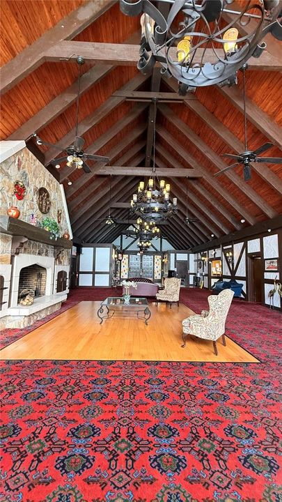 For Rent: $2,150 (2 beds, 2 baths, 1150 Square Feet)