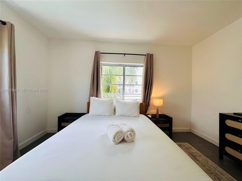 For Rent: $8,500 (4 beds, 2 baths, 1650 Square Feet)
