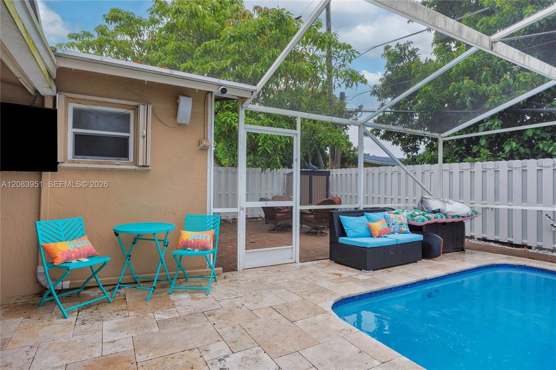 En Venta: $579,000 (3 camas, 2 baños, 1580 Pies cuadrados)
