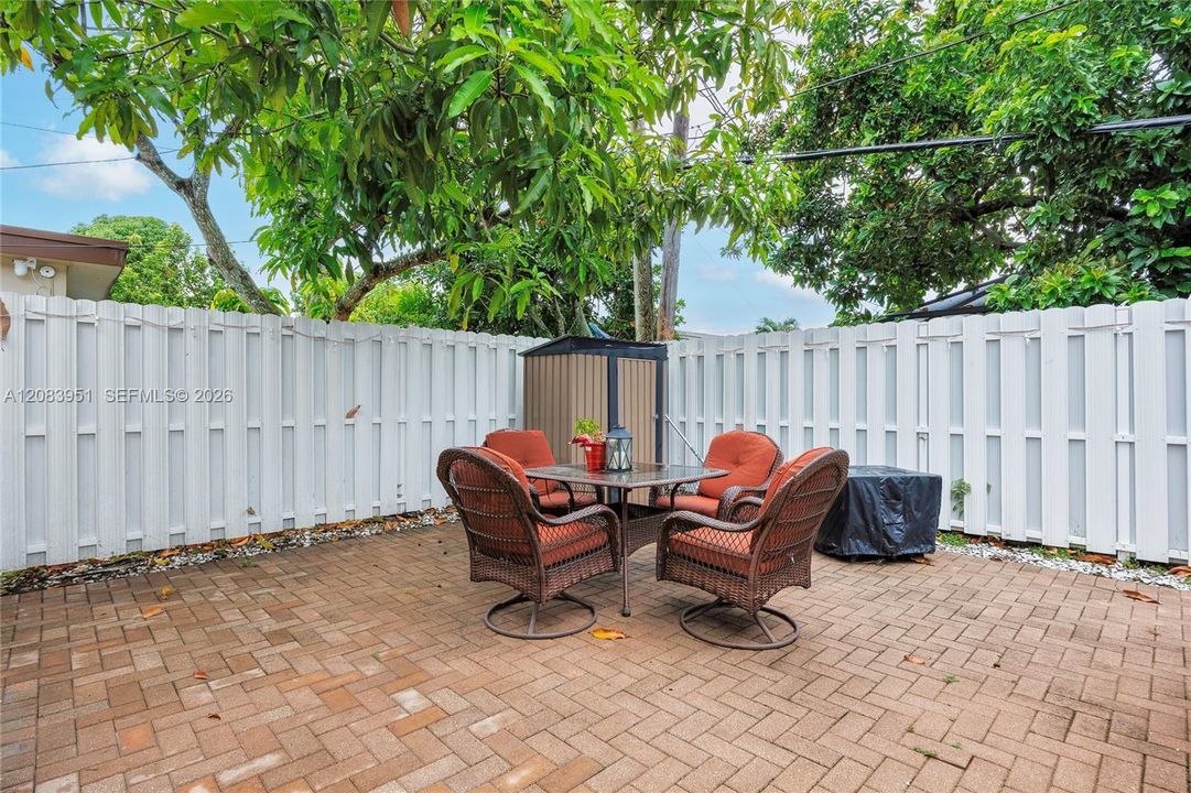 En Venta: $579,000 (3 camas, 2 baños, 1580 Pies cuadrados)