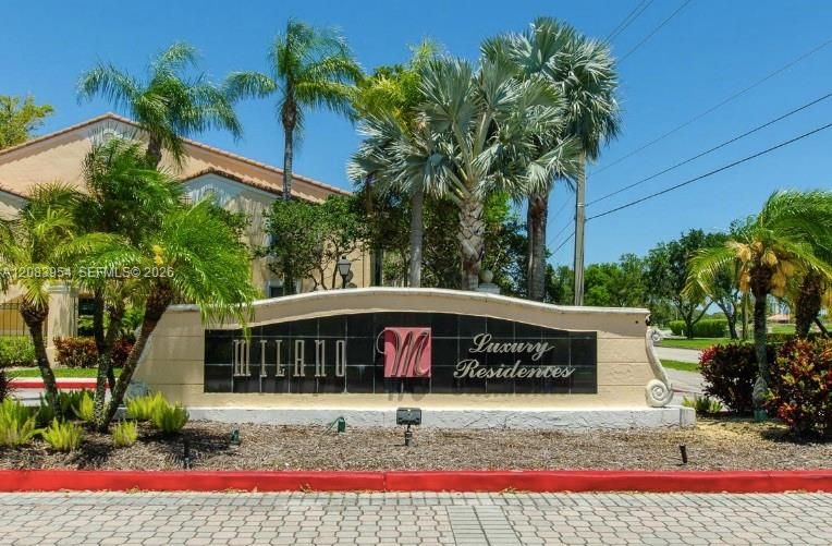 For Rent: $1,750 (1 beds, 1 baths, 698 Square Feet)