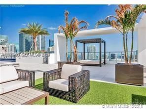 For Sale: $458,000 (1 beds, 1 baths, 766 Square Feet)