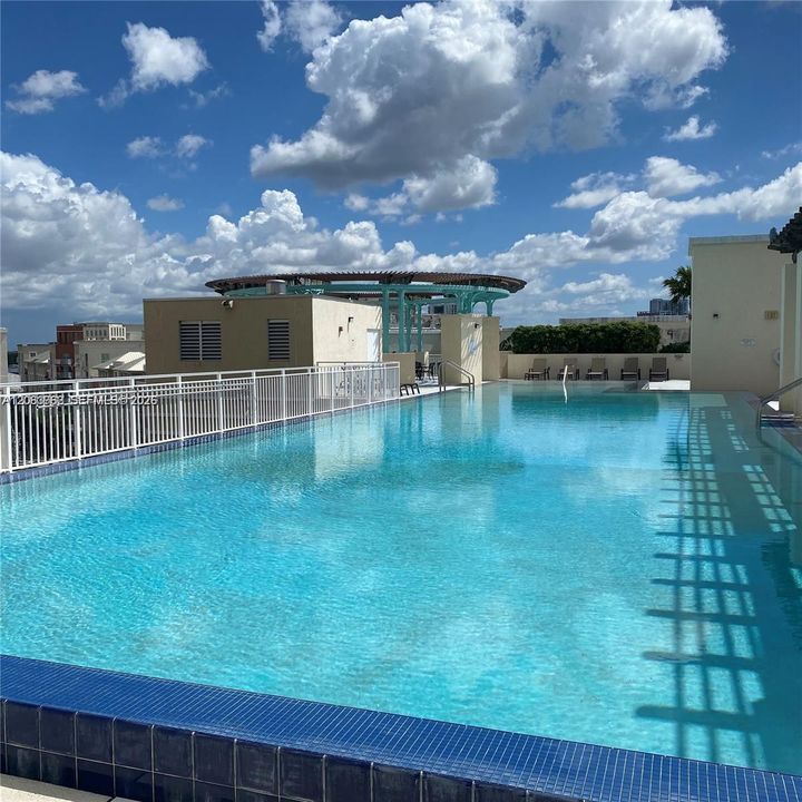В аренду: $3,200 (2 спален, 2 ванн, 1162 Квадратных фут)