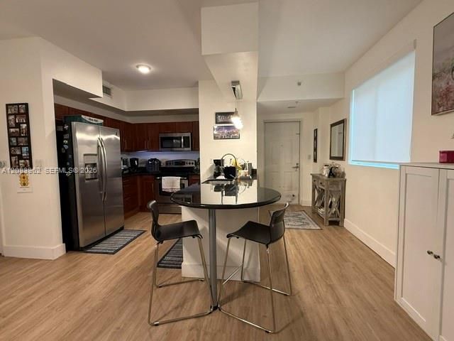В аренду: $3,200 (2 спален, 2 ванн, 1162 Квадратных фут)