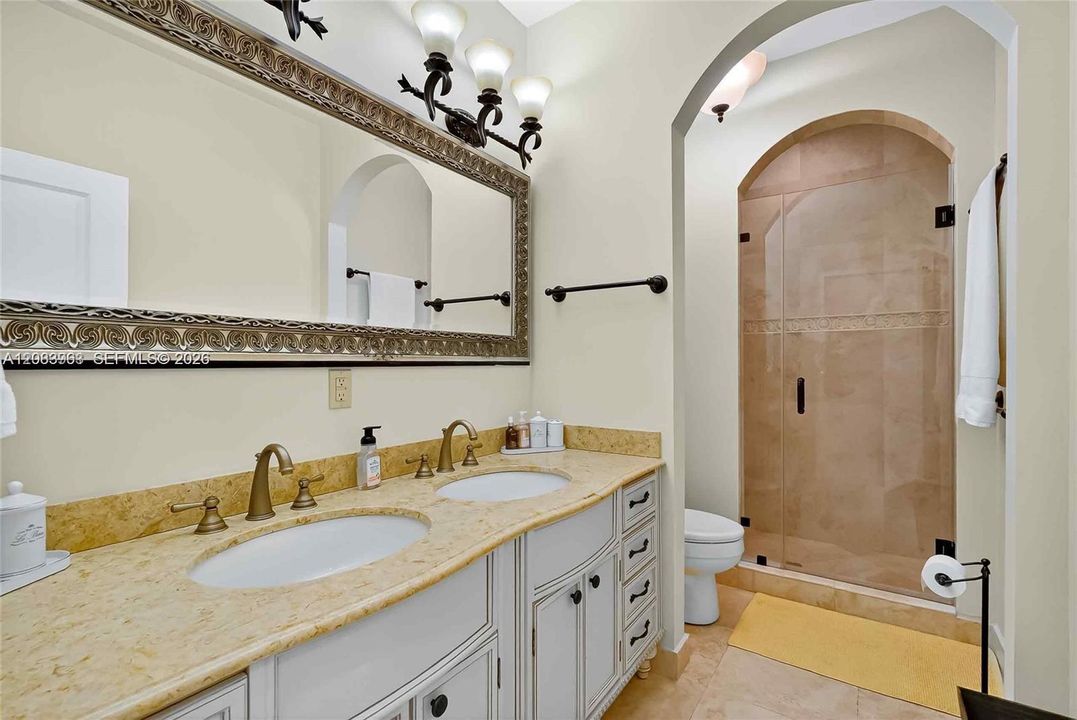 For Sale: $2,665,000 (4 beds, 3 baths, 3611 Square Feet)