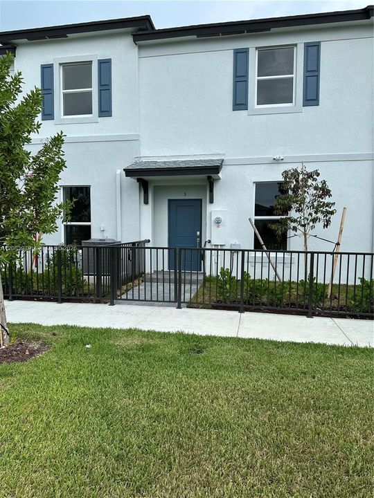 For Rent: $3,000 (3 beds, 2 baths, 0 Square Feet)