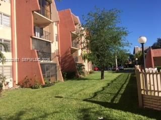 En Renta: $2,150 (2 camas, 2 baños, 896 Pies cuadrados)