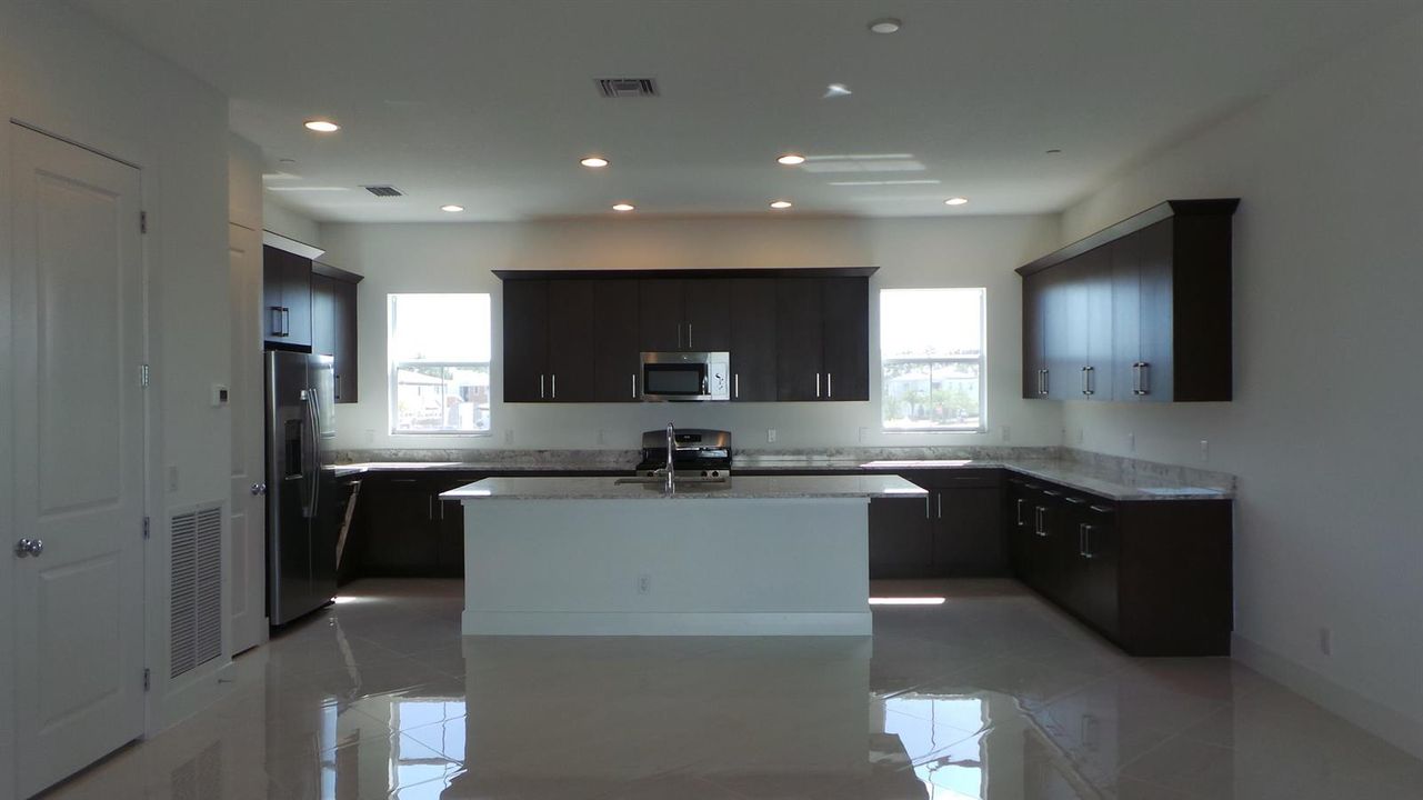 Alton GR and Kitchen