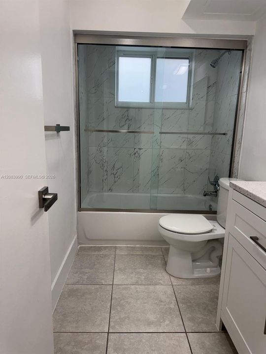 For Rent: $3,400 (3 beds, 2 baths, 1700 Square Feet)