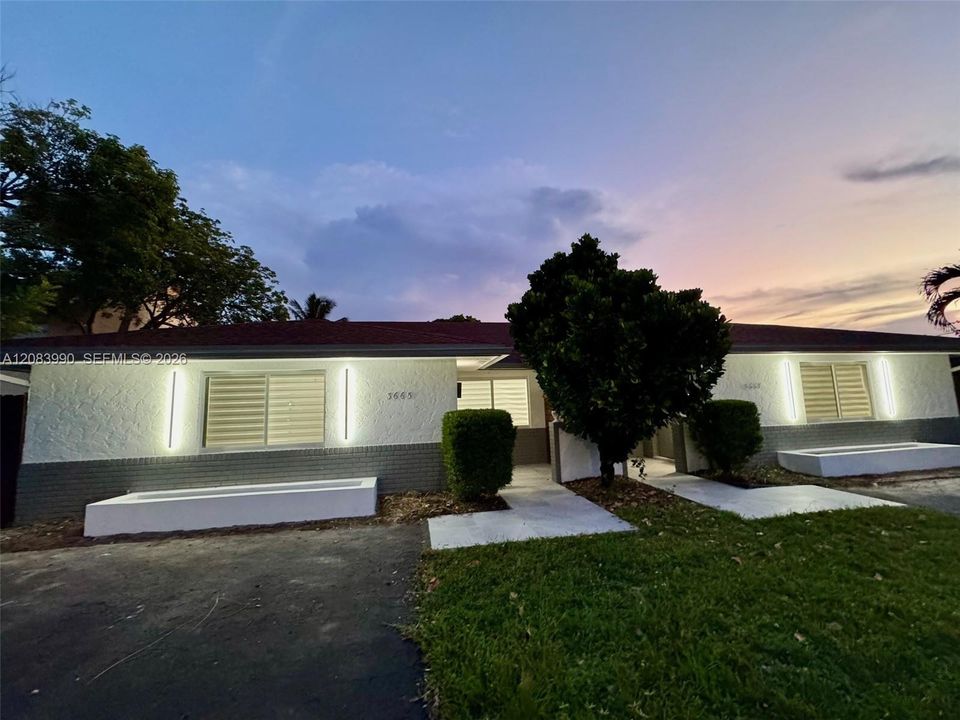 For Rent: $3,400 (3 beds, 2 baths, 1700 Square Feet)