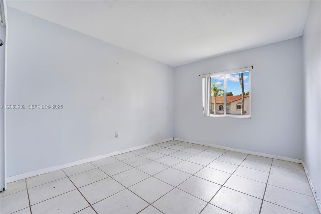En Venta: $600,000 (4 camas, 2 baños, 1614 Pies cuadrados)